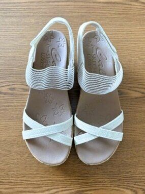 Sketchers Luxe Foam Cali Wedge Sandals with Velcro Straps (2.5" Heel)